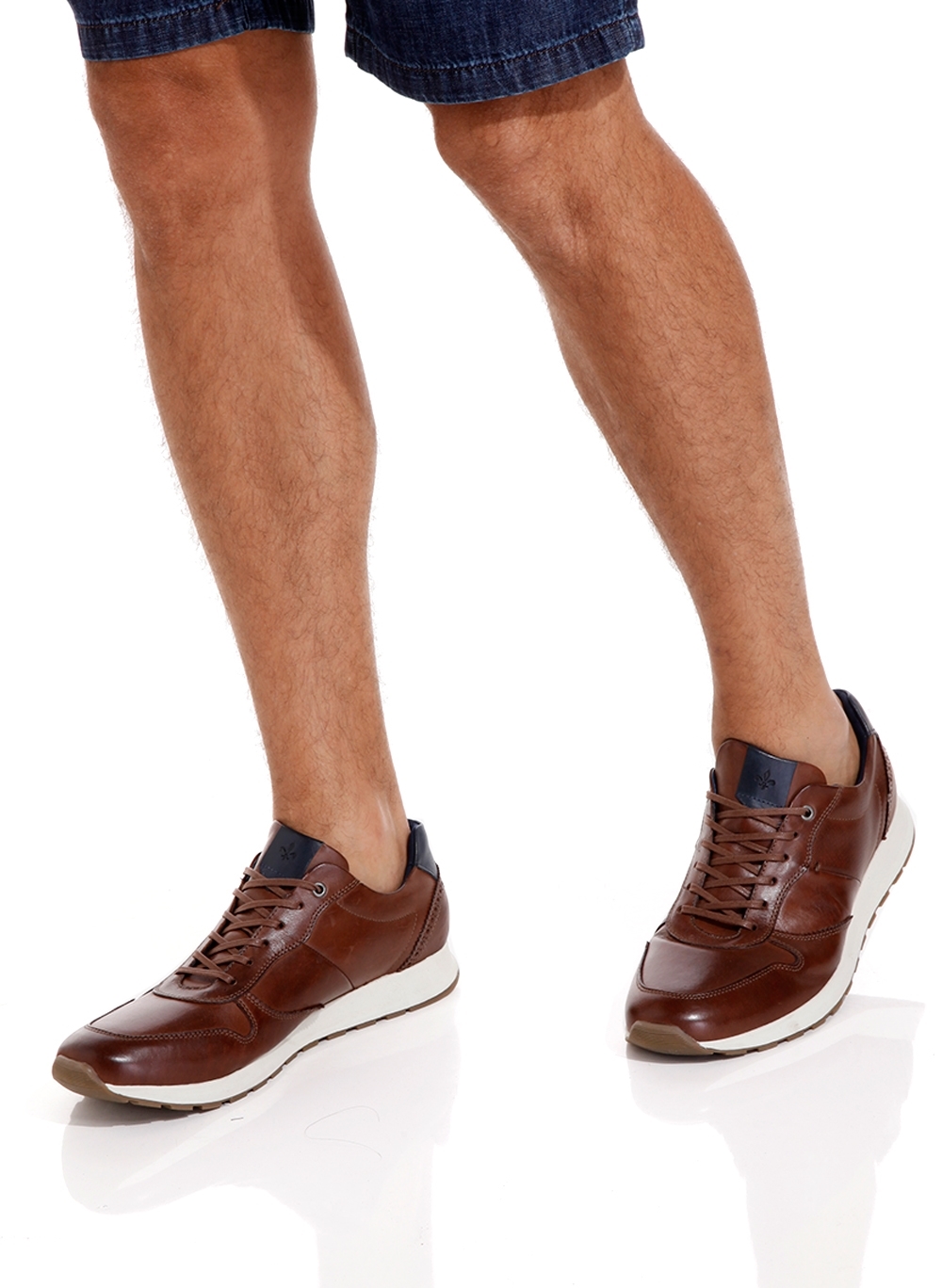 tenis couro marrom feminino