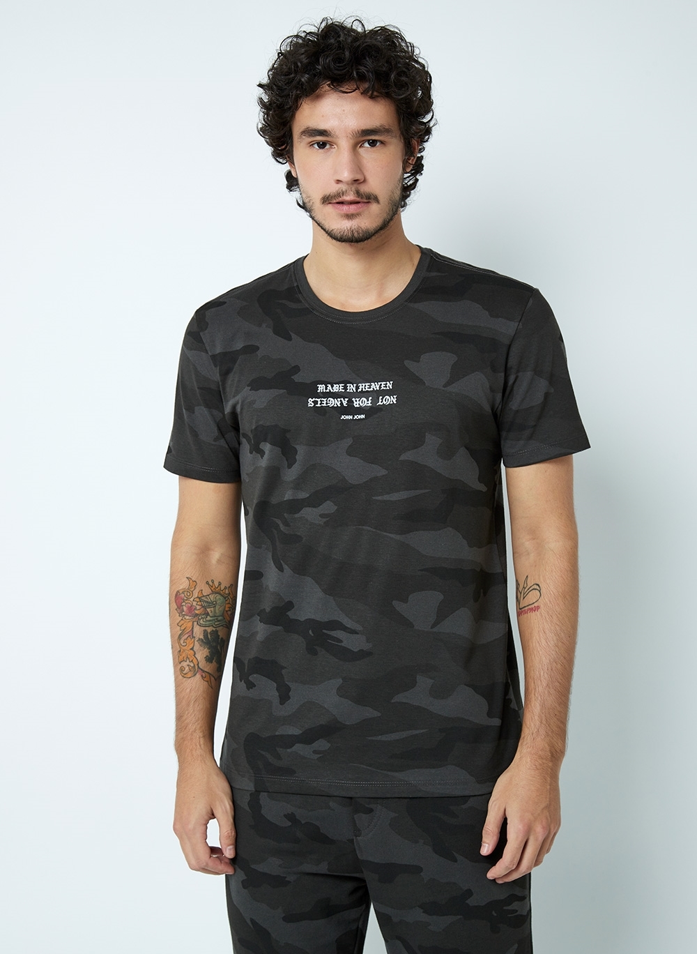 Camiseta Camuflada Made In Heaven John John Masculina 42.54.5027