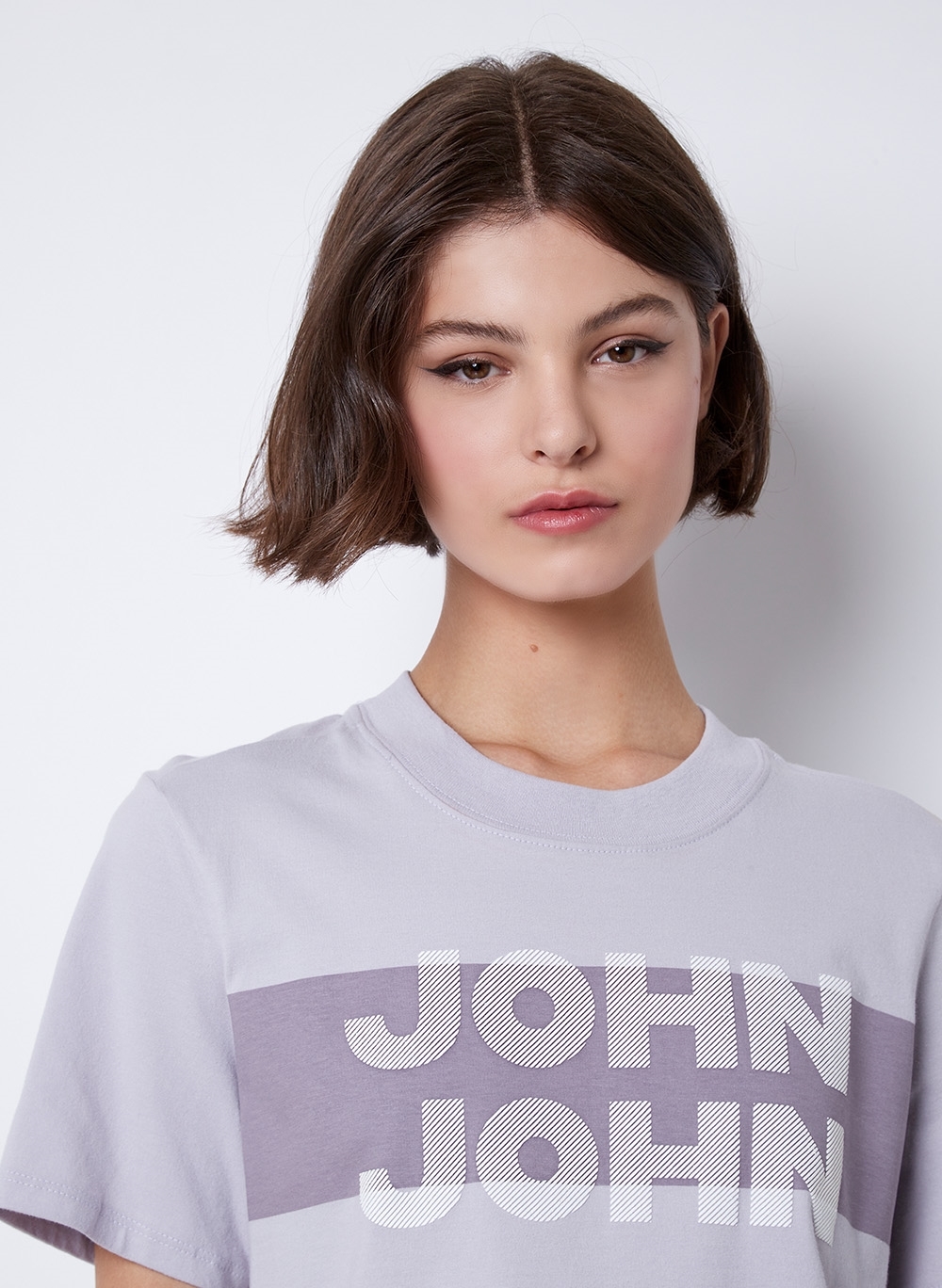 Camiseta John John Jj Lucy Feminina Off White Dom