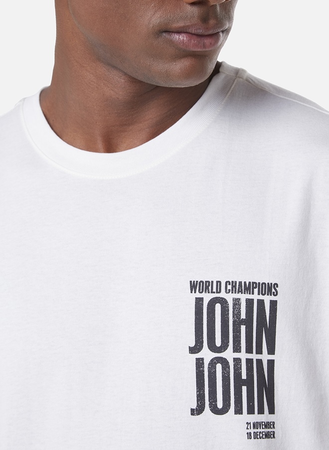 Camiseta Relaxed Fit Get a Trip John John Masculina 42.54.5411 - Camiseta  Relaxed Fit Get a Trip John John Masculina - JOHN JOHN MASC